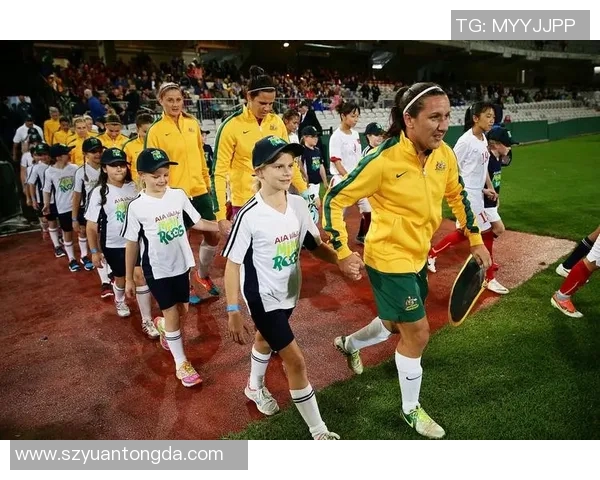 你认识的足球明星有哪些他们的故事和成就是什么呢