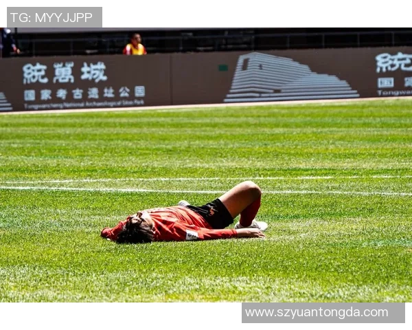 小帅足球明星的真实身份揭秘以及他在球场上的精彩表现分析