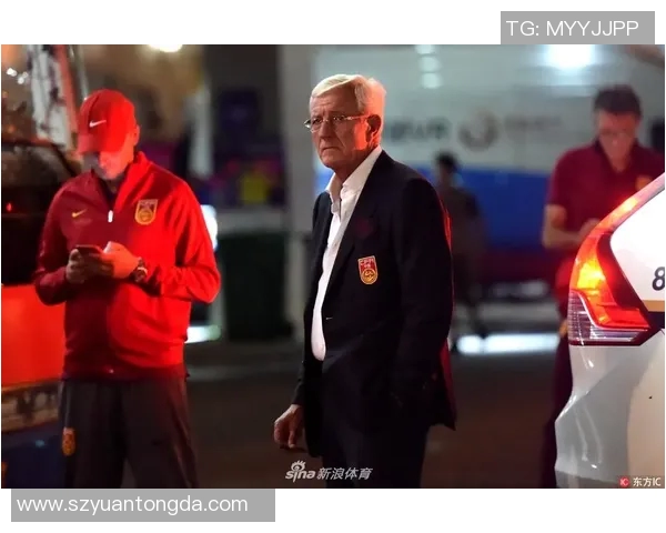 足球明星们的吸雪茄瞬间精彩合集带你领略不同风格与魅力